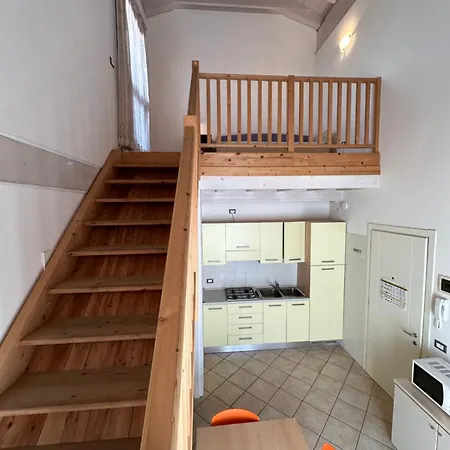 아파트 Stefania Attici Su 2 Livelli - Agenzia Cocal