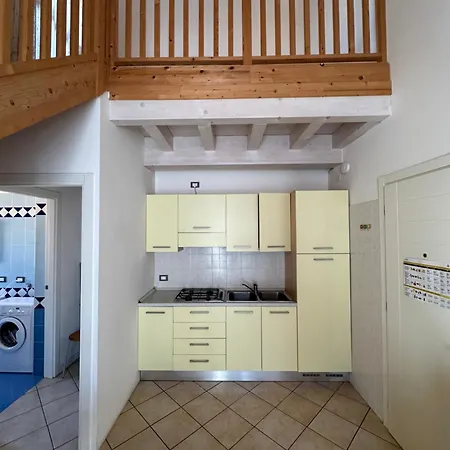 Apartment Stefania Attici Su 2 Livelli - Agenzia Cocal *